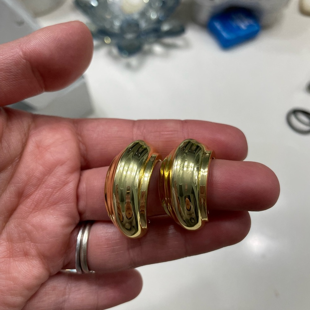 Chunky hoop earrings